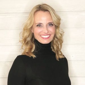 Meet your Posher, Elizabeth